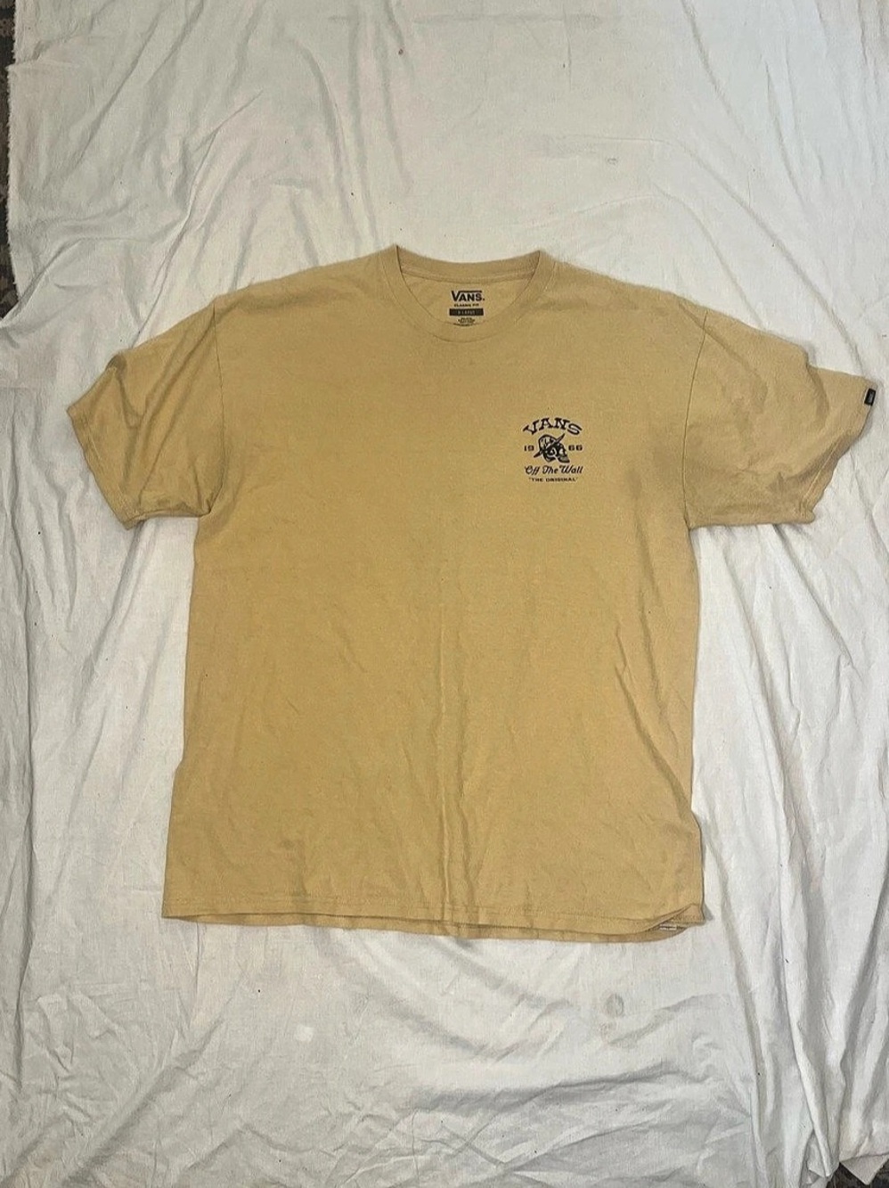 Vans Graphic Short Sleeve Tee in Yellow XL